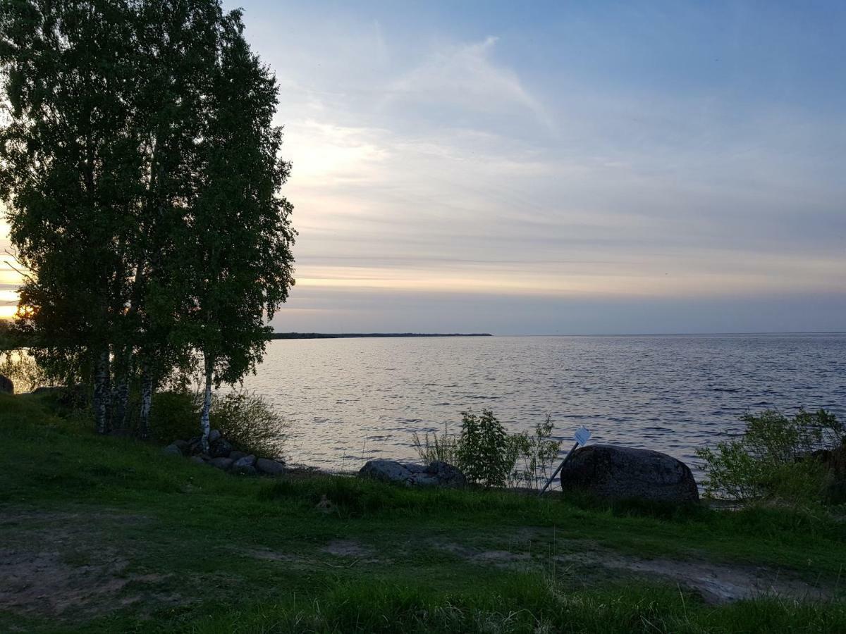 Nina Puhkemaja Hotel Kültér fotó