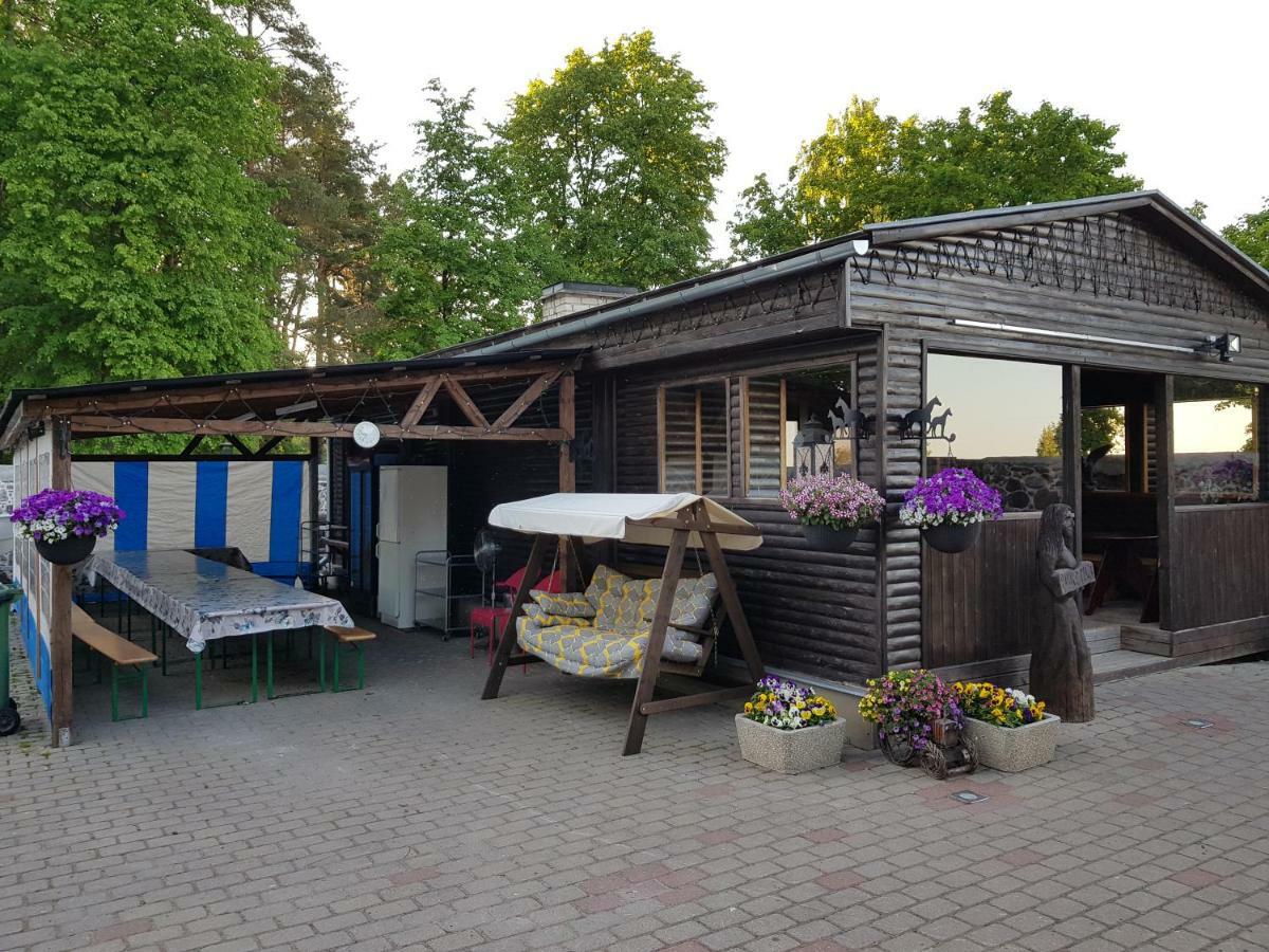 Nina Puhkemaja Hotel Kültér fotó